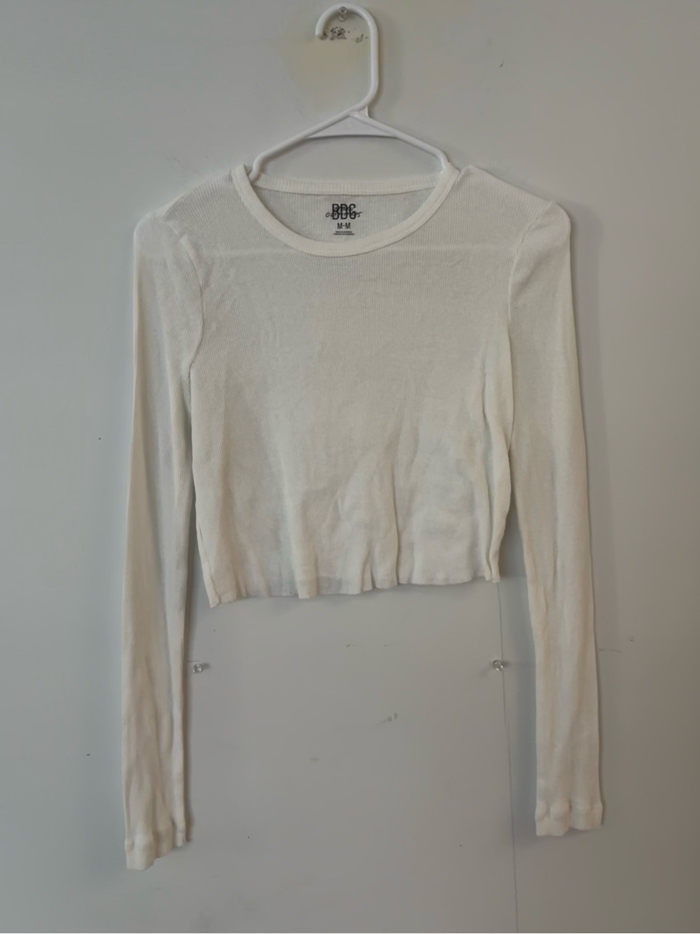 bdg ivory white sheer ribbed long sleeve cropped tee top 🤍
